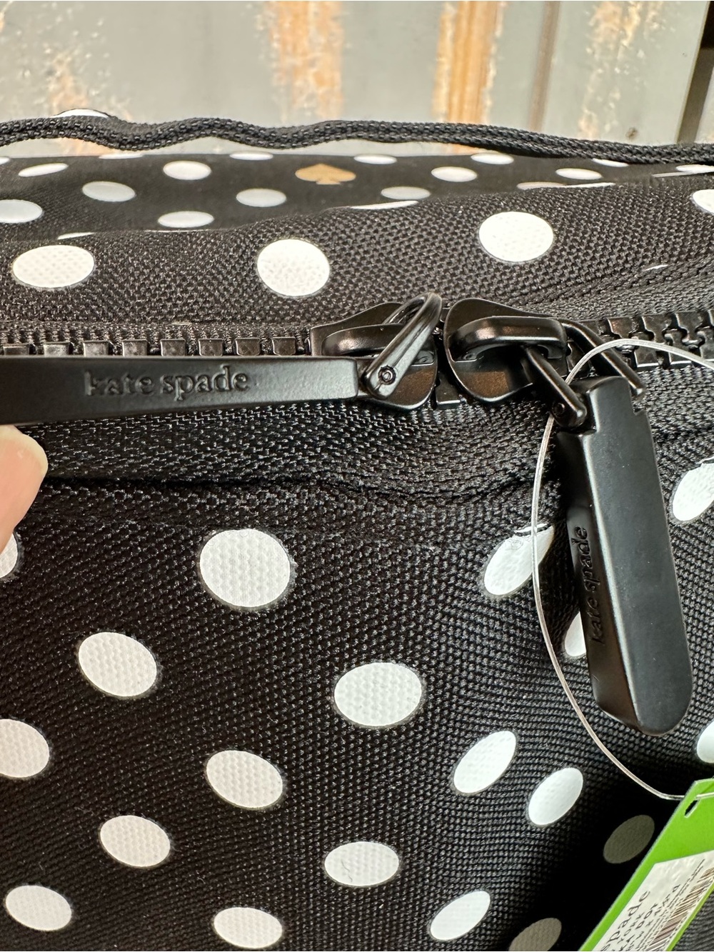 Kate Spade Polka Dot Insulated Lunch Tote Black/White NWT - Picture 3 of 13